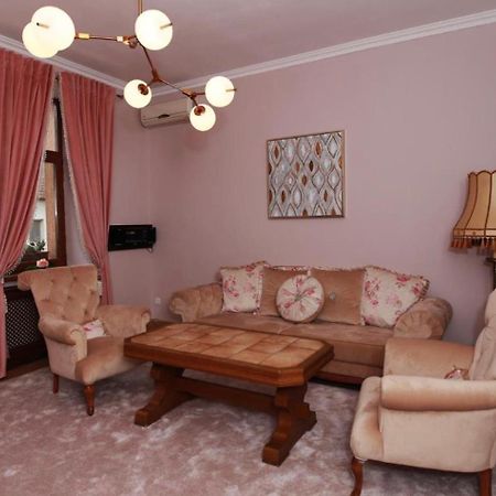 Hotel-Pensiunea Zefir Timişoara Extérieur photo
