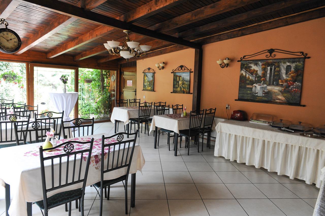 Hotel-Pensiunea Zefir Timişoara Extérieur photo