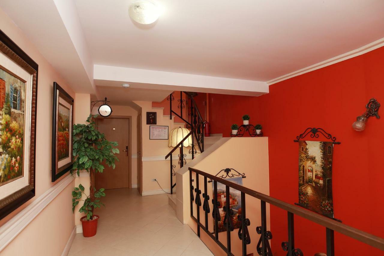 Hotel-Pensiunea Zefir Timişoara Extérieur photo